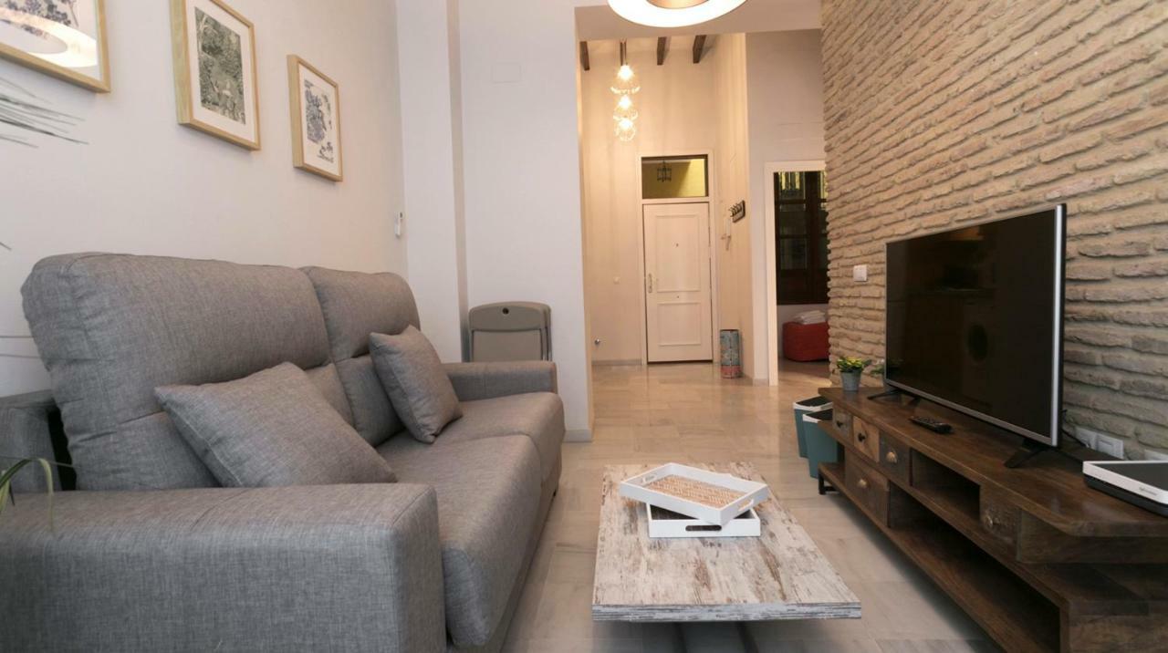 Alojamiento En Sevilla-Triana Ngoại thất bức ảnh