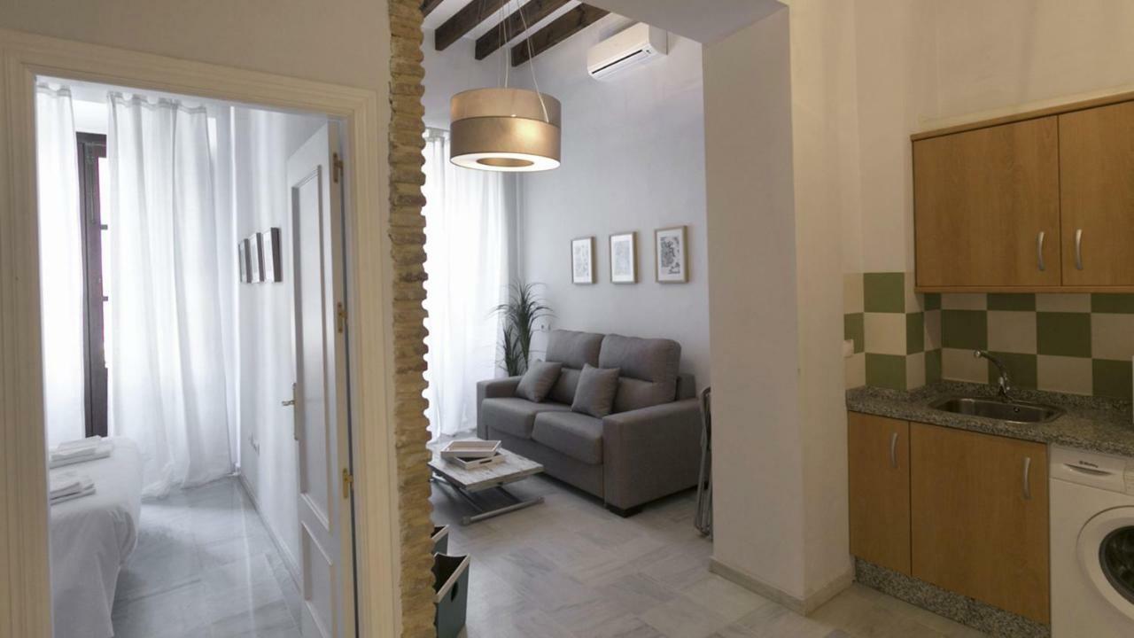 Alojamiento En Sevilla-Triana Ngoại thất bức ảnh