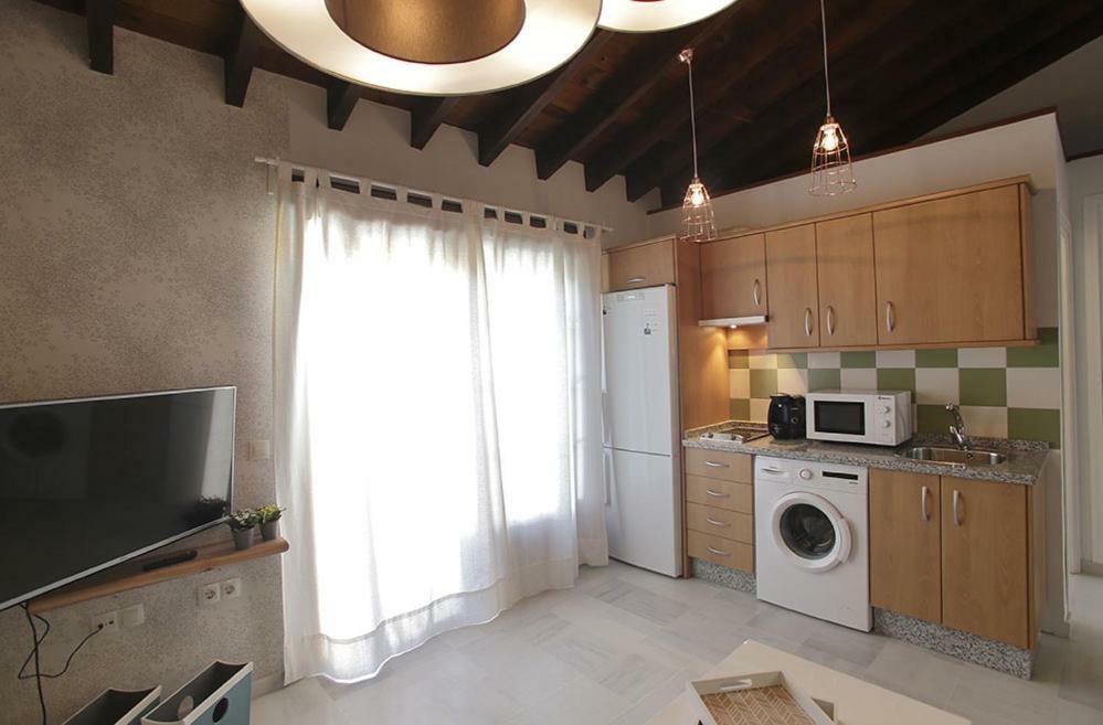 Alojamiento En Sevilla-Triana Ngoại thất bức ảnh