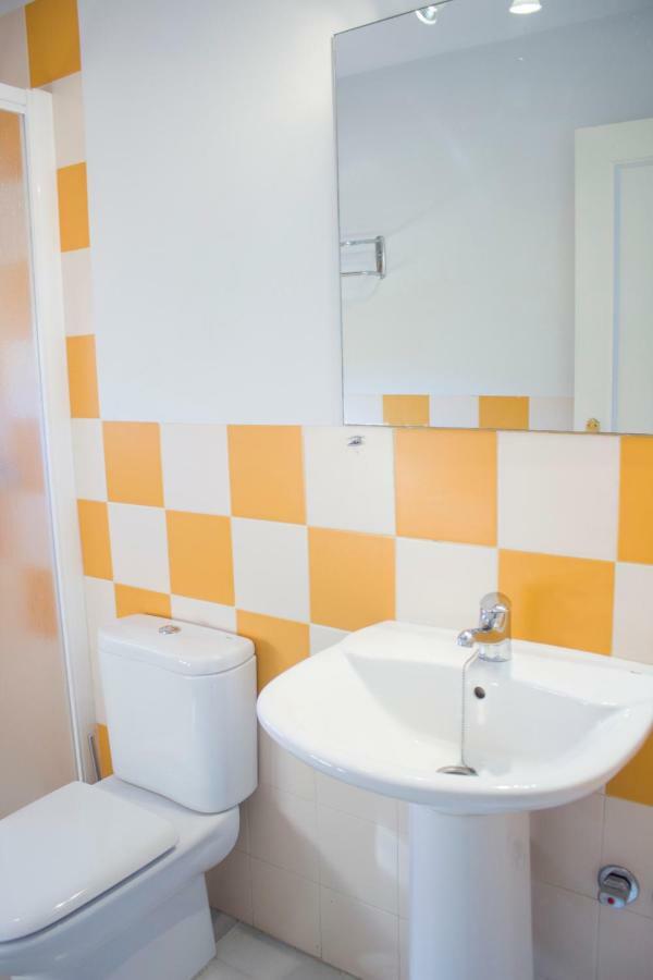 Alojamiento En Sevilla-Triana Ngoại thất bức ảnh