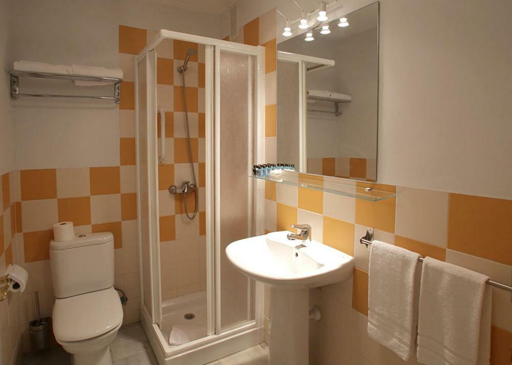 Alojamiento En Sevilla-Triana Ngoại thất bức ảnh